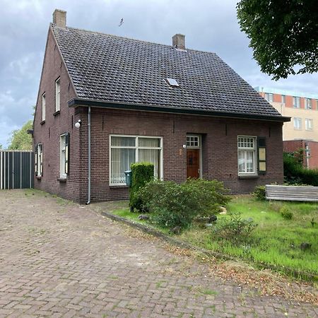 Het Werkhuis, Terug In De Tijd 乌登 外观 照片